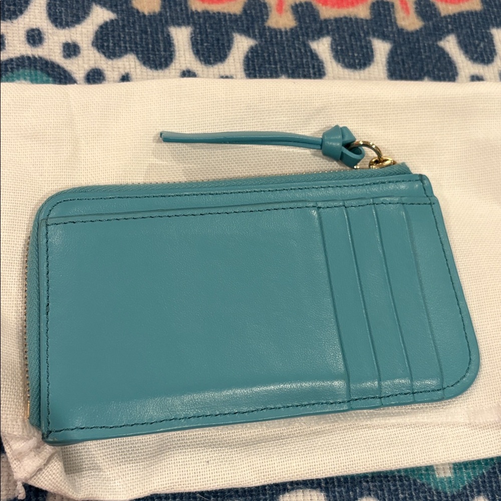 Chloé Sense Leather Zip Card Case EUC - Picture 2 of 5